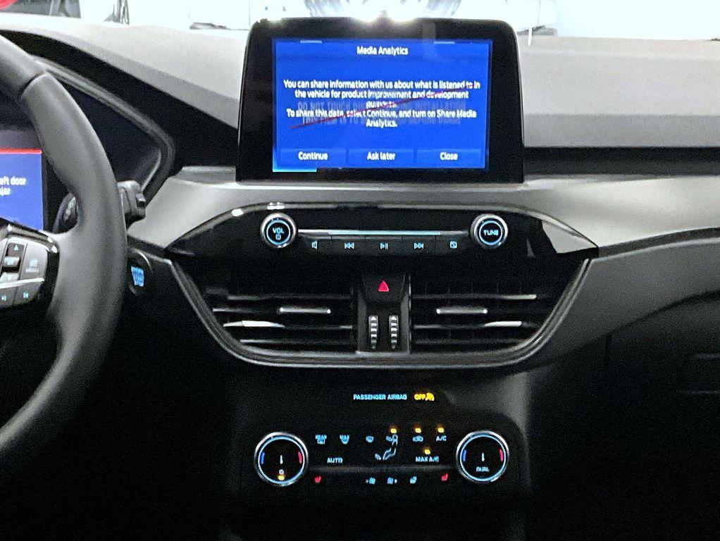 new 2026 Ford Escape car, priced at $29,884