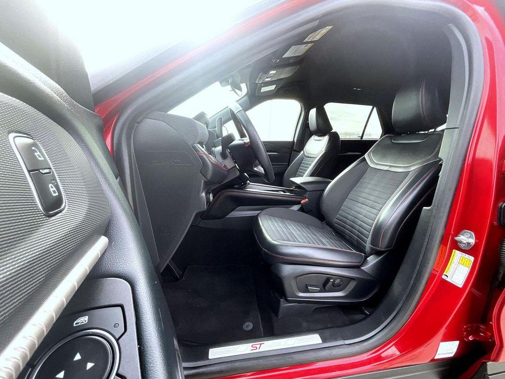 used 2025 Ford Explorer car, priced at $42,345