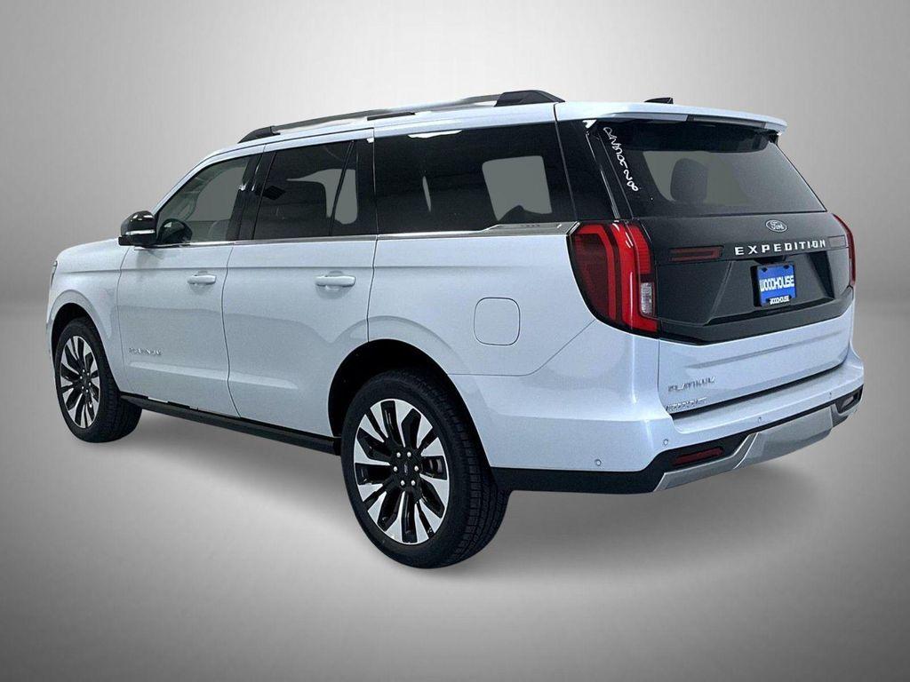 new 2025 Ford Expedition car, priced at $76,054