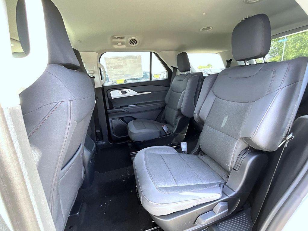 new 2026 Ford Explorer car, priced at $41,276
