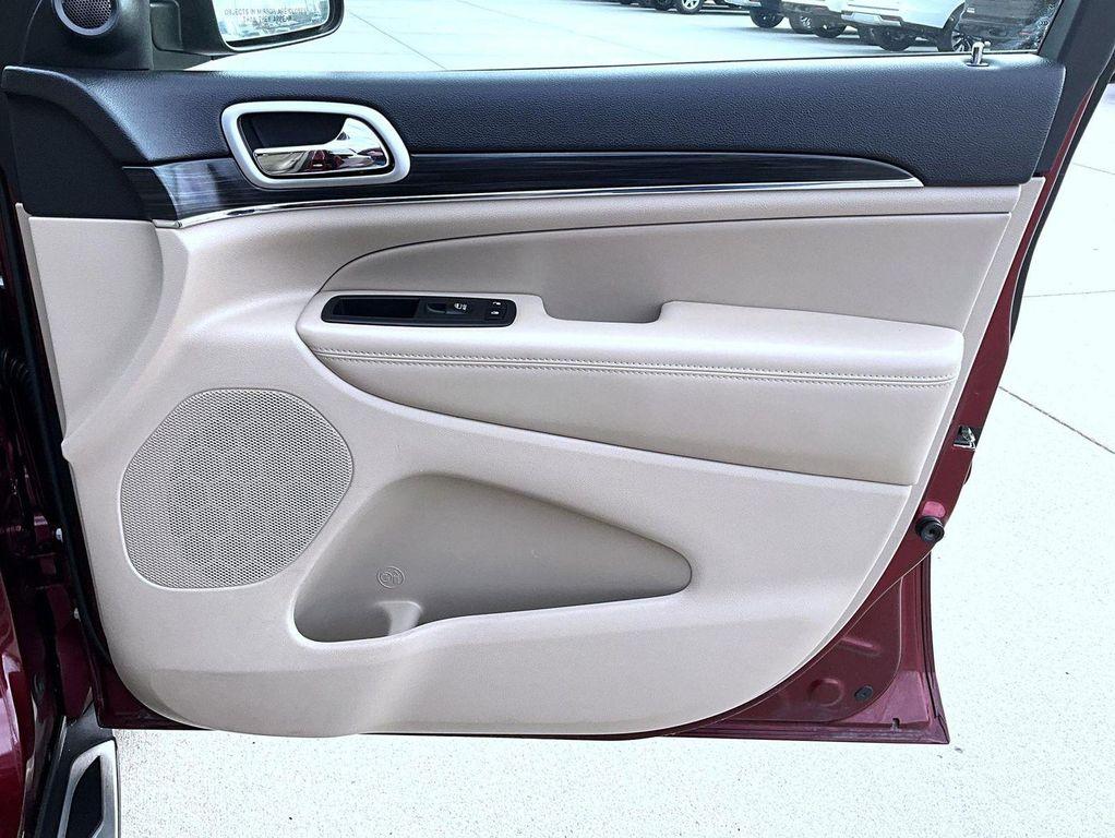 used 2020 Jeep Grand Cherokee car, priced at $19,645