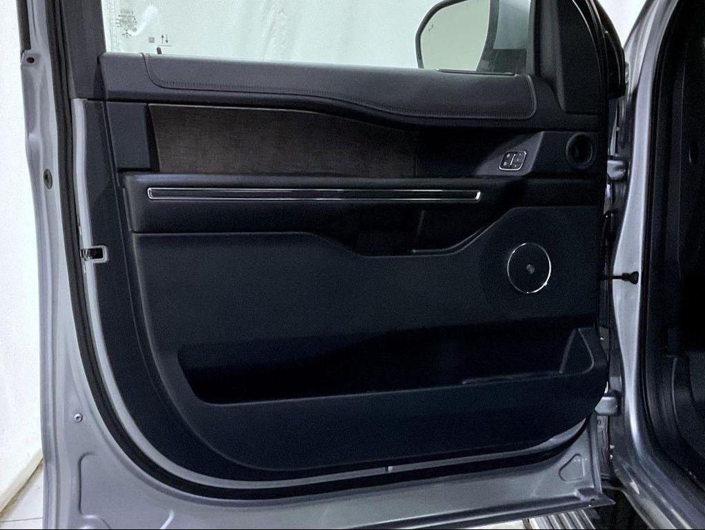 used 2021 Ford Expedition car, priced at $36,945