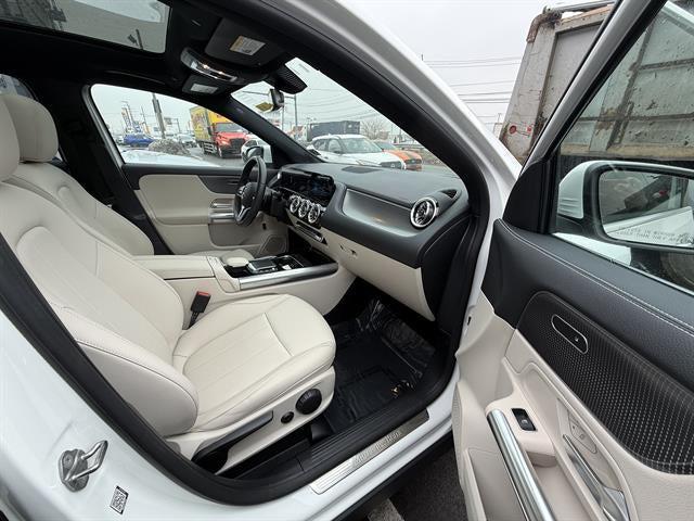 used 2022 Mercedes-Benz GLA 250 car, priced at $26,777