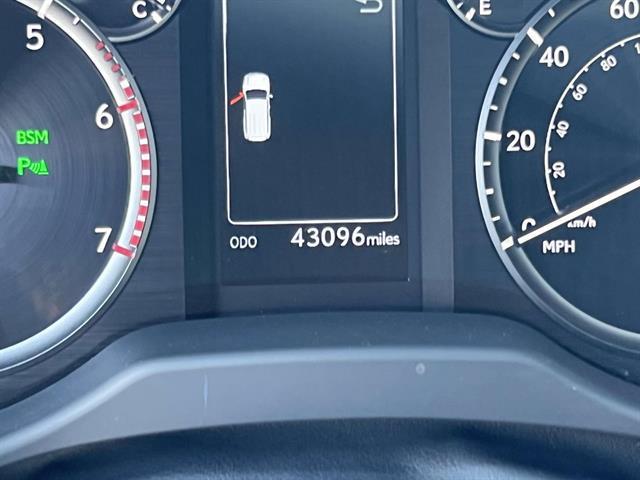 used 2023 Lexus GX 460 car, priced at $46,995