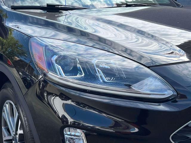 used 2022 Lincoln Corsair car, priced at $24,404