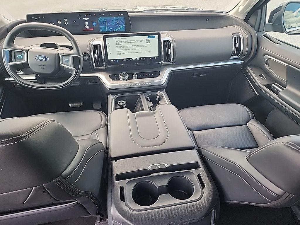 used 2025 Ford Expedition Max car, priced at $66,398