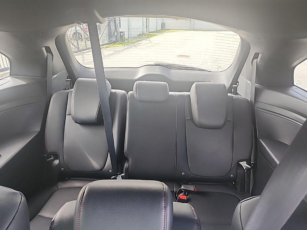 used 2025 Honda Odyssey car, priced at $36,888