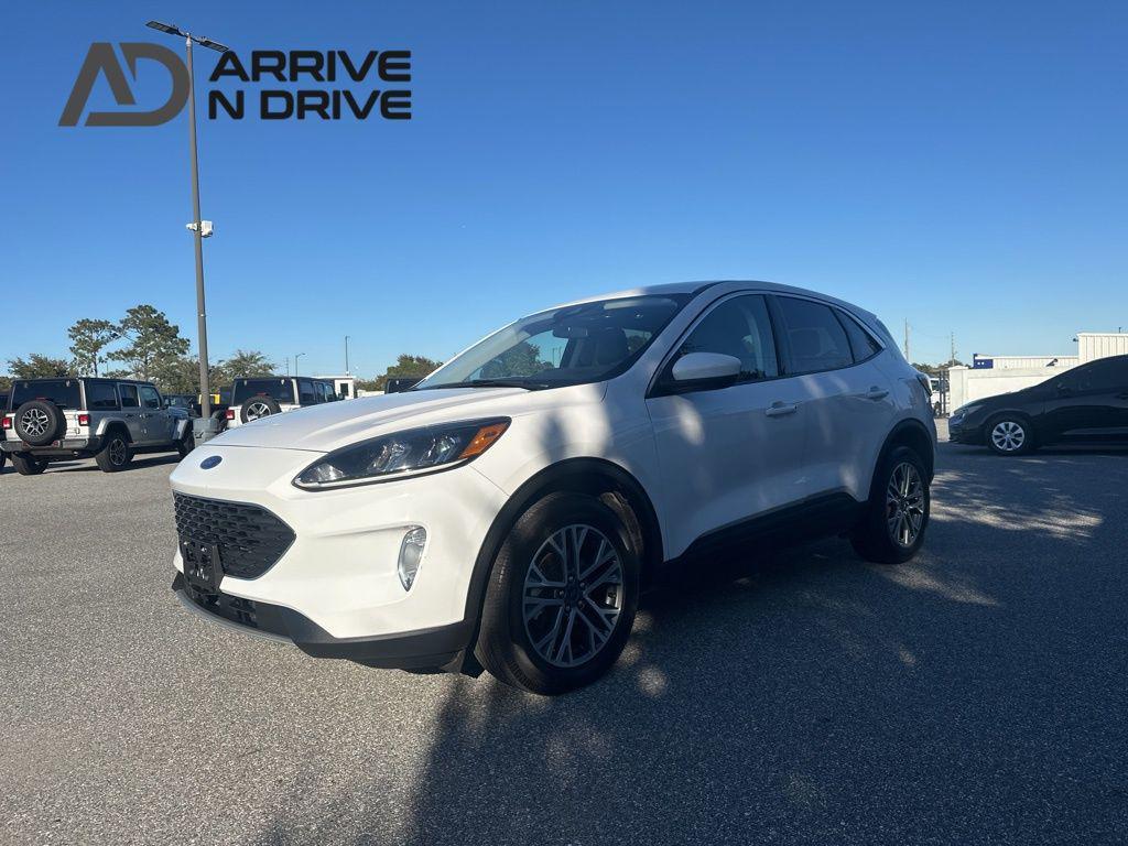 used 2022 Ford Escape car, priced at $13,994