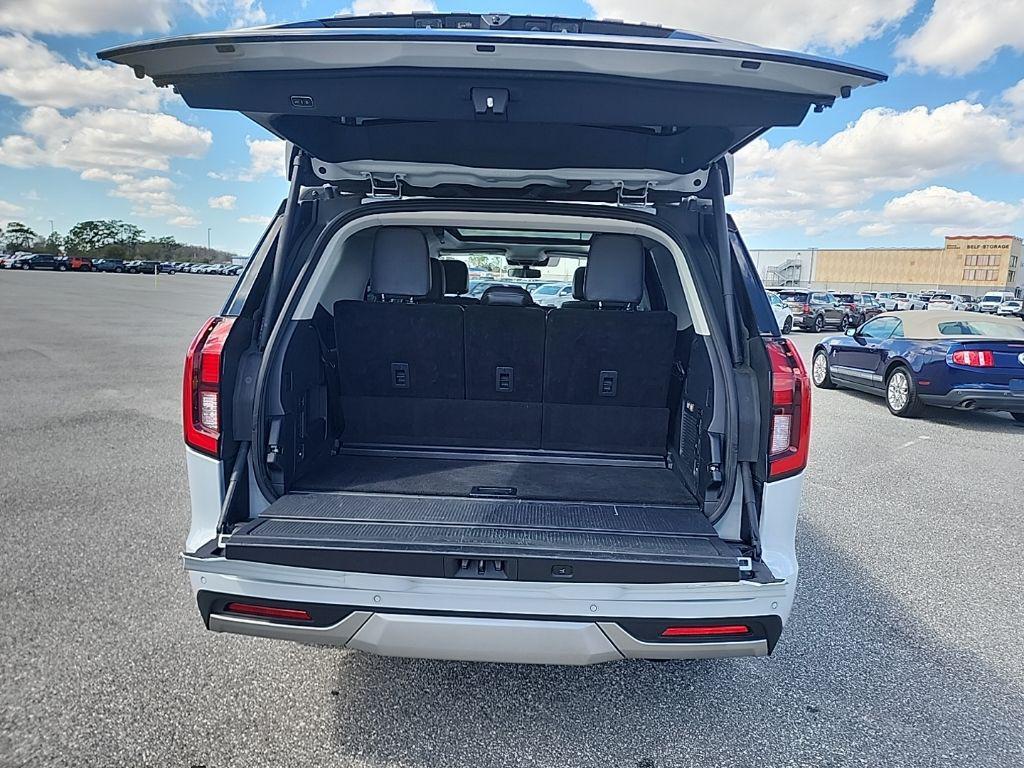 used 2025 Ford Expedition car, priced at $64,888