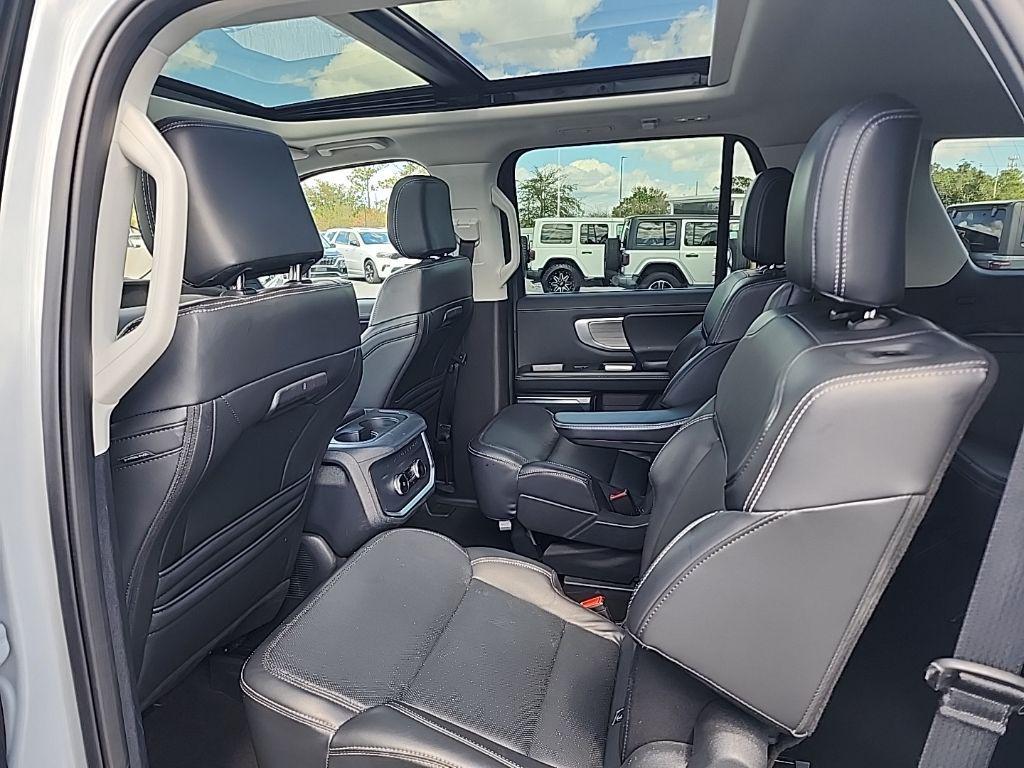 used 2025 Ford Expedition car, priced at $64,888