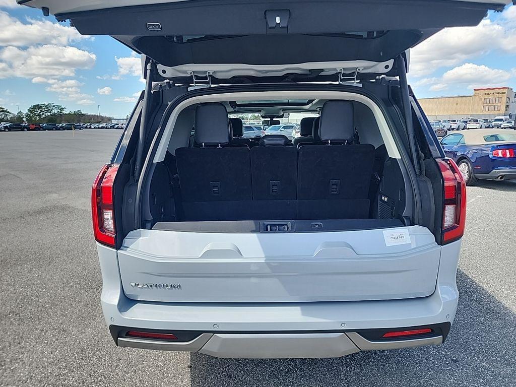 used 2025 Ford Expedition car, priced at $64,888