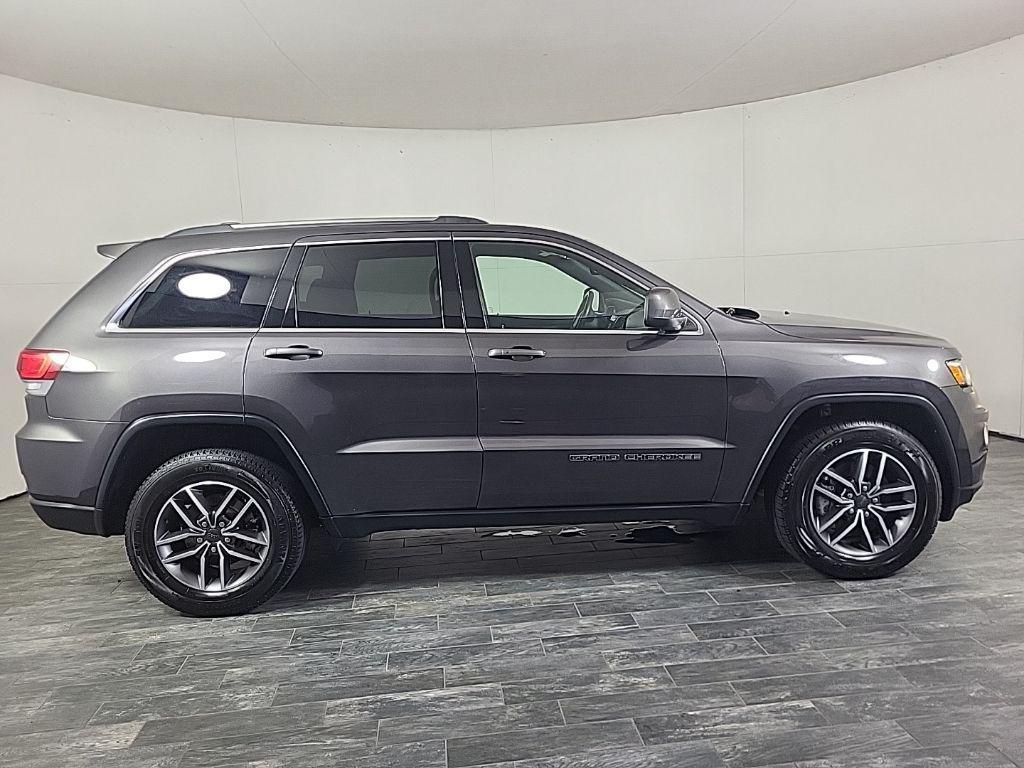 used 2021 Jeep Grand Cherokee car, priced at $15,988