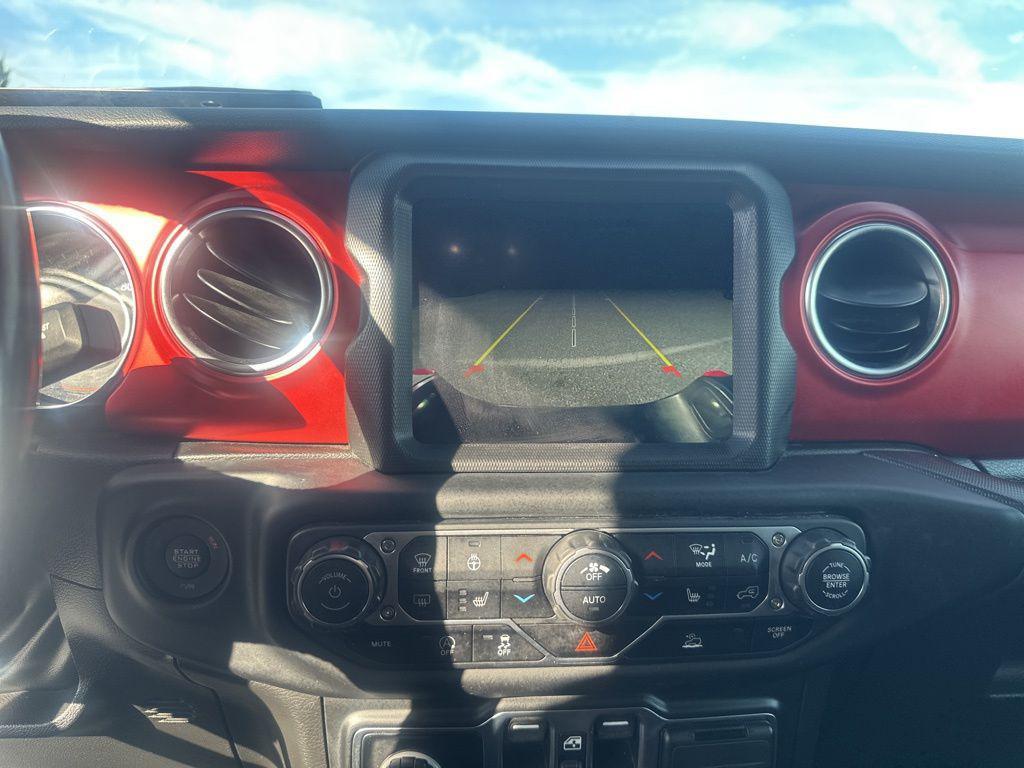 used 2022 Jeep Gladiator car, priced at $28,523