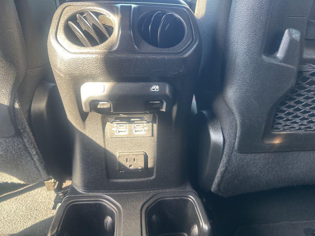 used 2022 Jeep Gladiator car, priced at $28,523