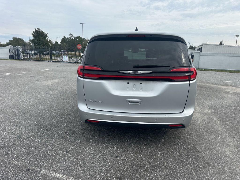 used 2024 Chrysler Pacifica car, priced at $28,888