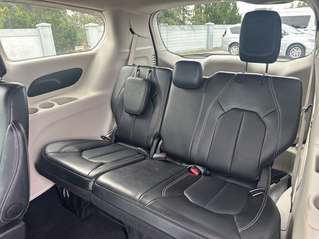 used 2024 Chrysler Pacifica car, priced at $28,888