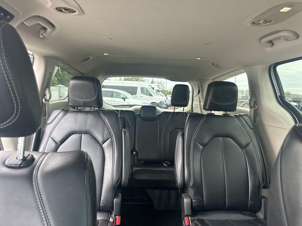 used 2024 Chrysler Pacifica car, priced at $28,888