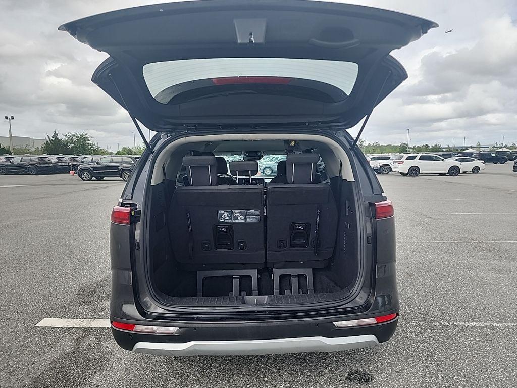 used 2022 Kia Carnival car, priced at $19,998