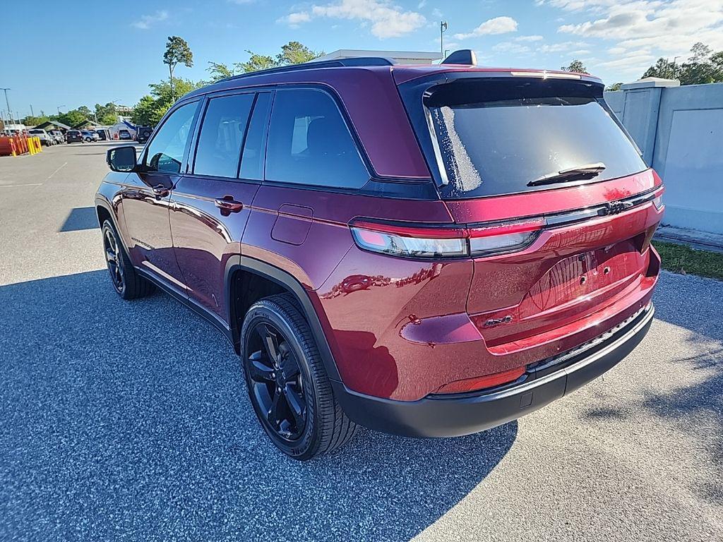 used 2023 Jeep Grand Cherokee car, priced at $24,998