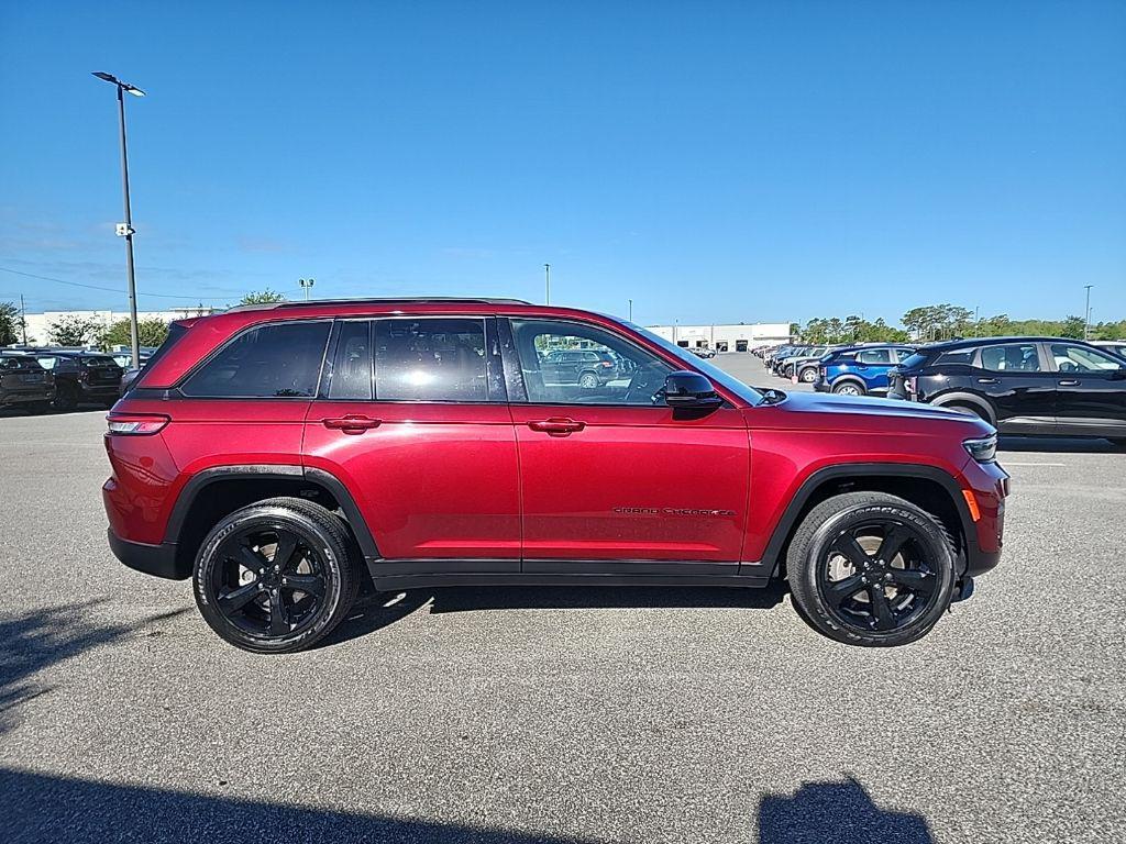 used 2023 Jeep Grand Cherokee car, priced at $24,998
