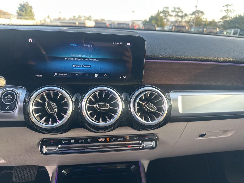 used 2023 Mercedes-Benz GLB 250 car, priced at $25,988