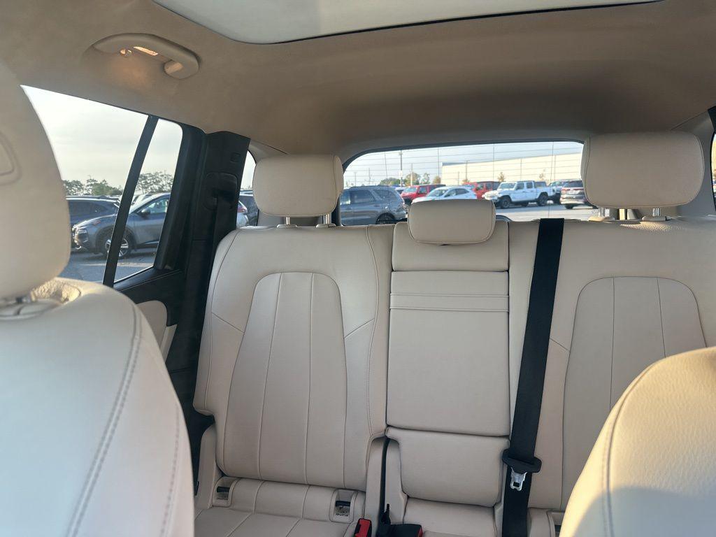 used 2023 Mercedes-Benz GLB 250 car, priced at $25,988