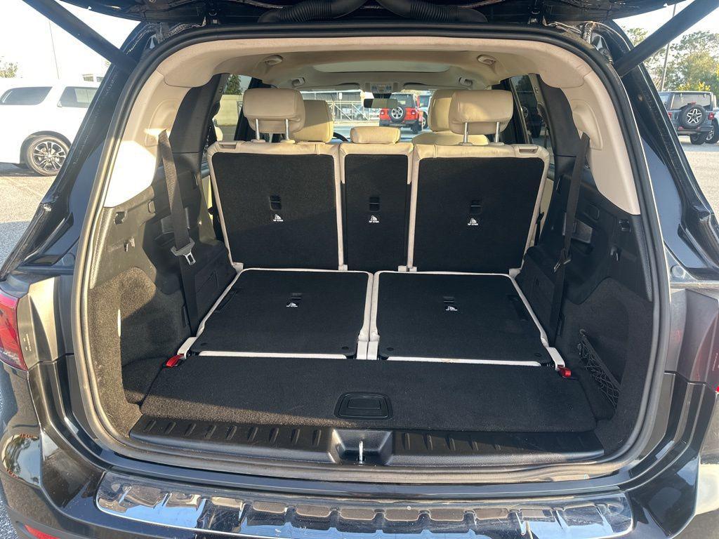 used 2023 Mercedes-Benz GLB 250 car, priced at $25,988