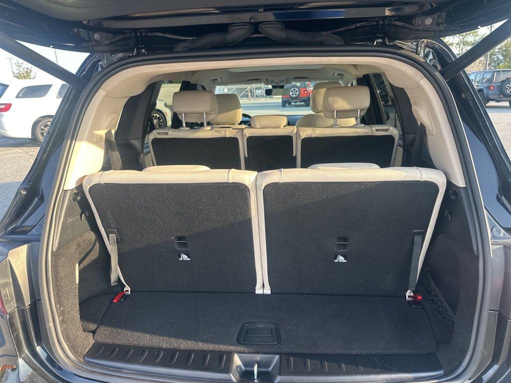 used 2023 Mercedes-Benz GLB 250 car, priced at $25,988