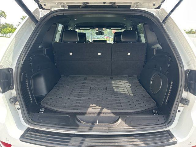 used 2021 Jeep Grand Cherokee car, priced at $19,888