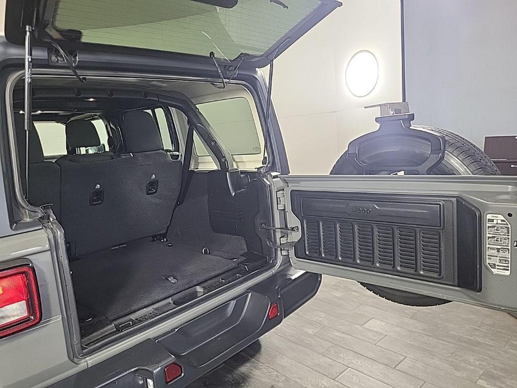 used 2021 Jeep Wrangler Unlimited car, priced at $18,994