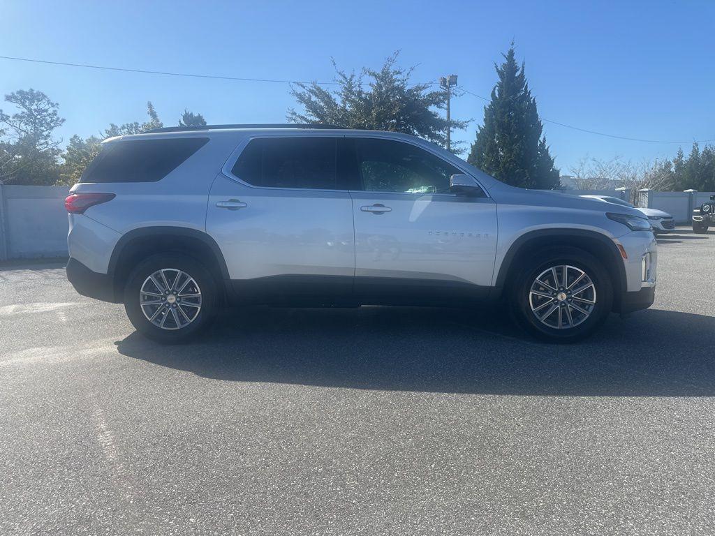 used 2022 Chevrolet Traverse car, priced at $22,588