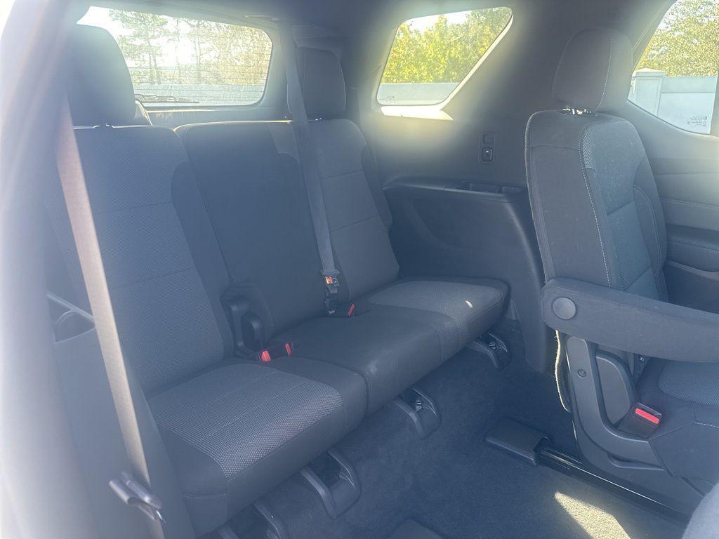 used 2022 Chevrolet Traverse car, priced at $22,588