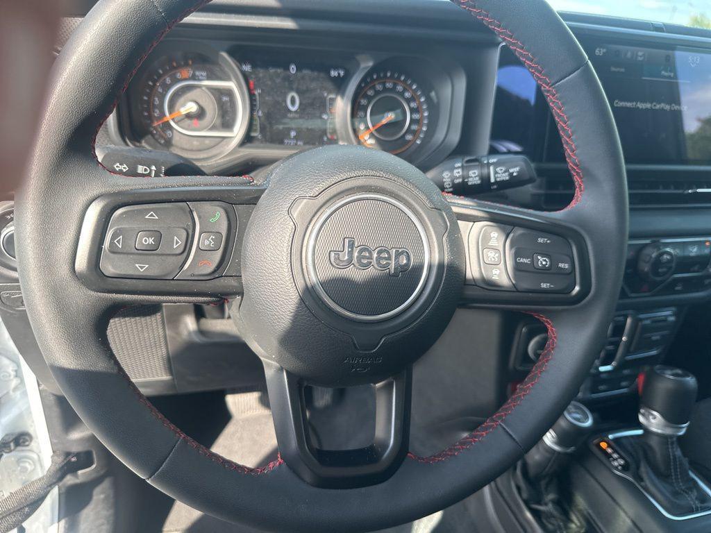 used 2025 Jeep Wrangler car, priced at $39,888