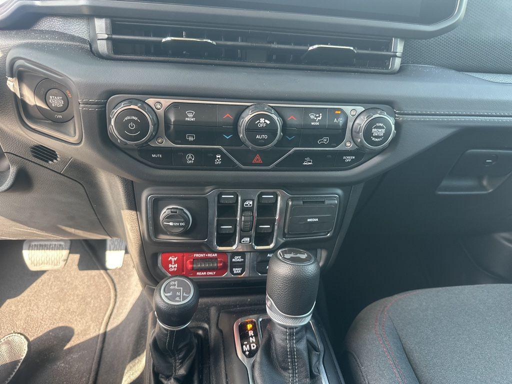 used 2025 Jeep Wrangler car, priced at $39,888