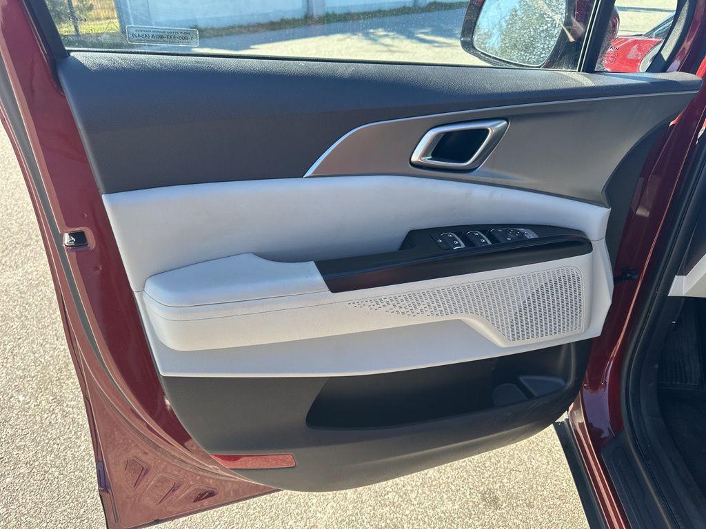 used 2024 Kia Carnival car, priced at $29,488