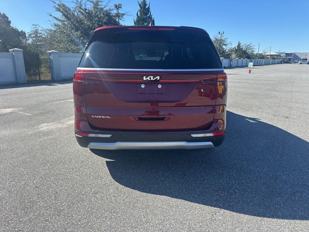 used 2024 Kia Carnival car, priced at $29,488