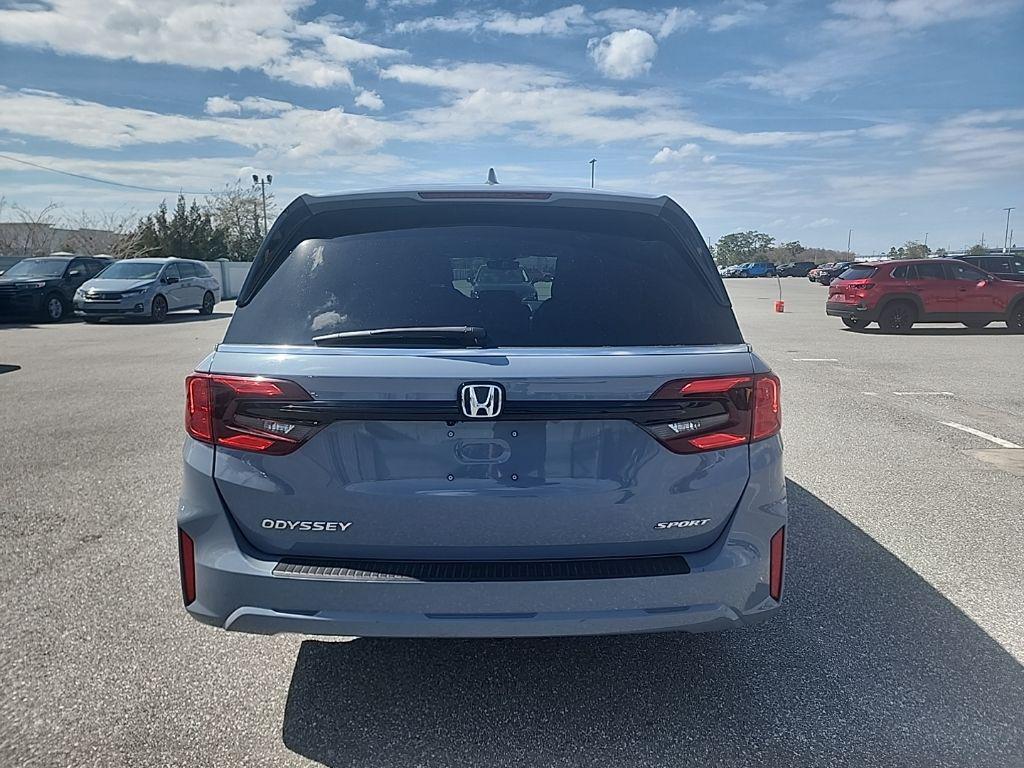used 2025 Honda Odyssey car, priced at $36,998