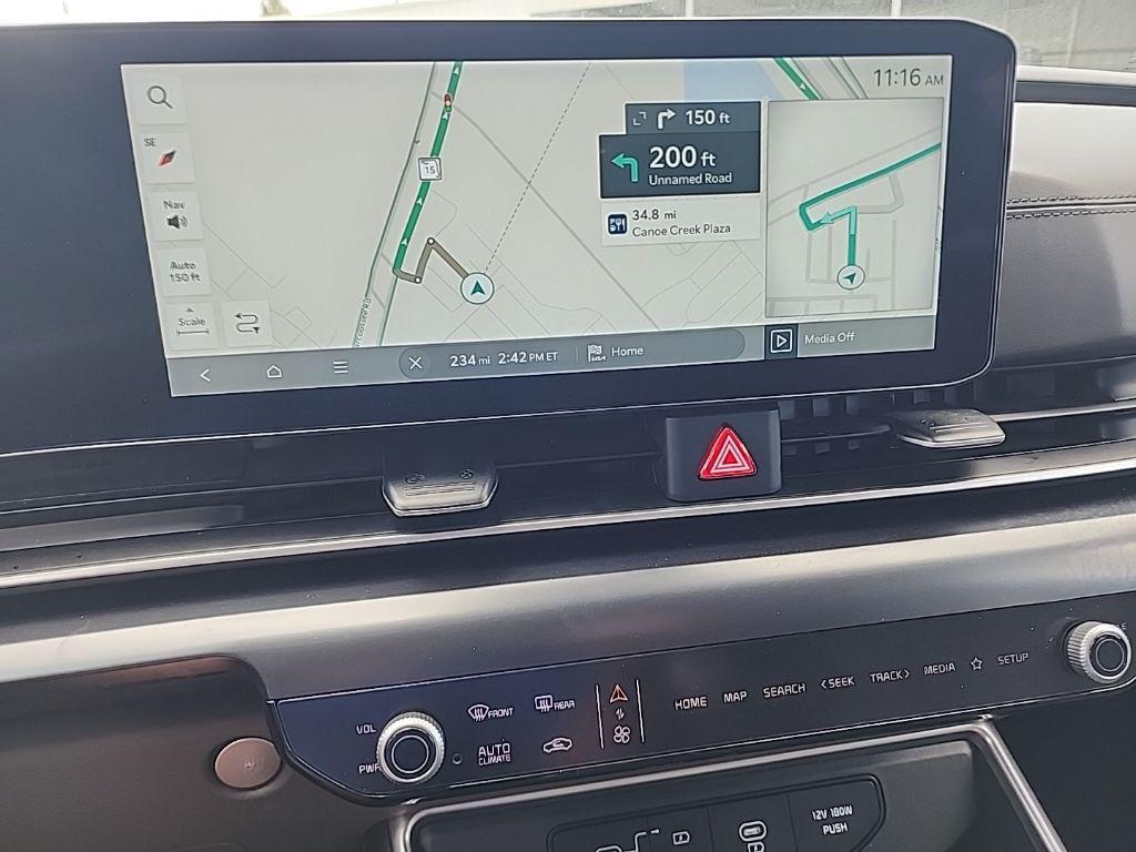 used 2025 Kia Carnival car, priced at $30,999