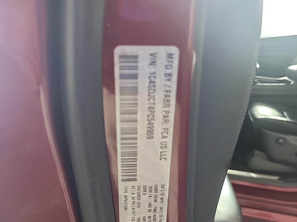 used 2023 Dodge Durango car, priced at $28,411