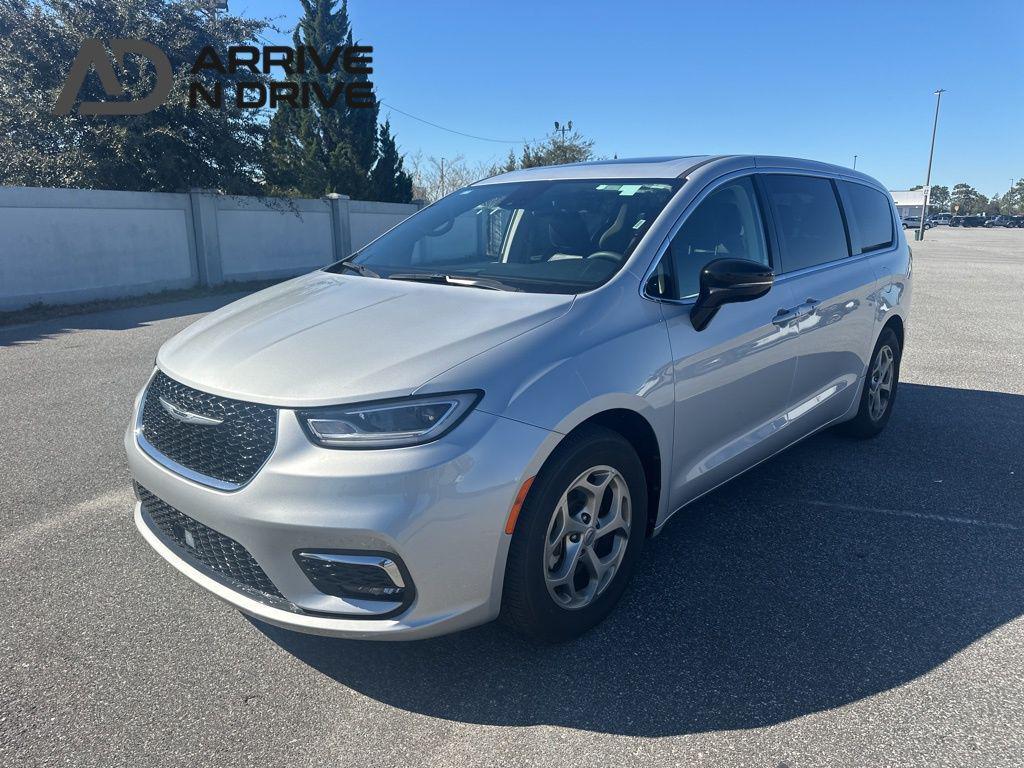 used 2024 Chrysler Pacifica car, priced at $31,479