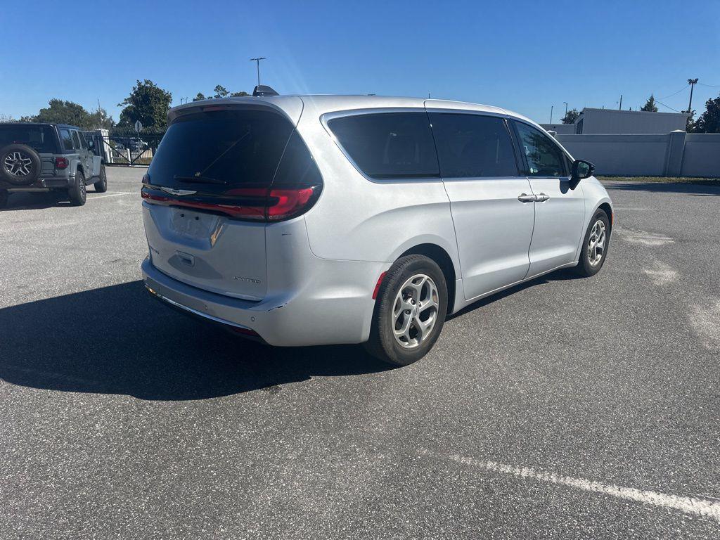 used 2024 Chrysler Pacifica car, priced at $31,479