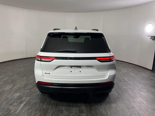used 2023 Jeep Grand Cherokee car, priced at $24,490