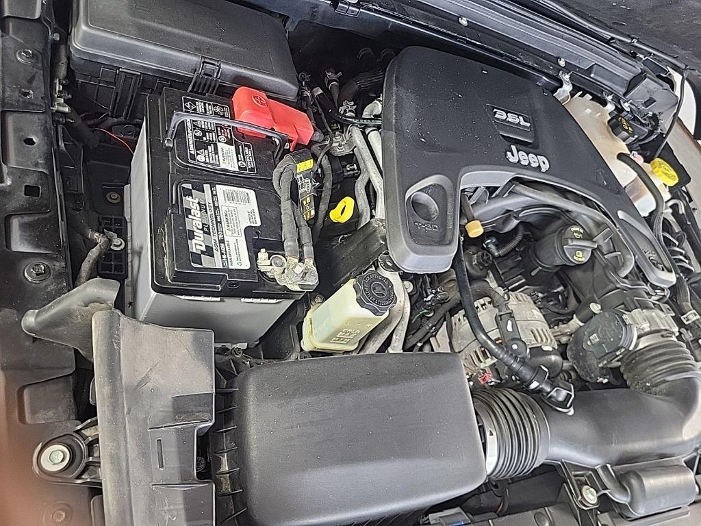 used 2021 Jeep Gladiator car, priced at $27,200