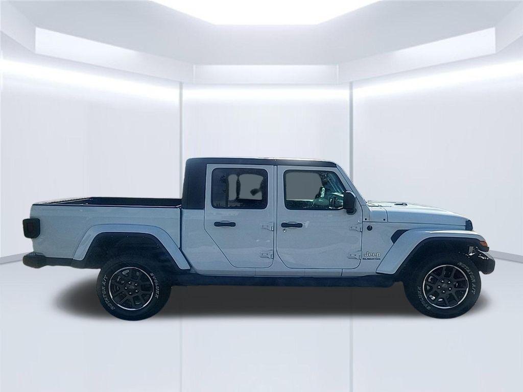 used 2022 Jeep Gladiator car, priced at $24,998