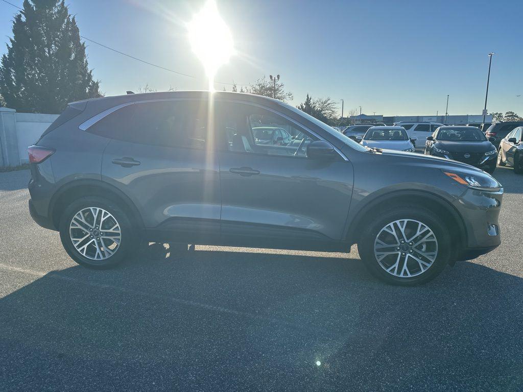 used 2022 Ford Escape car, priced at $13,988