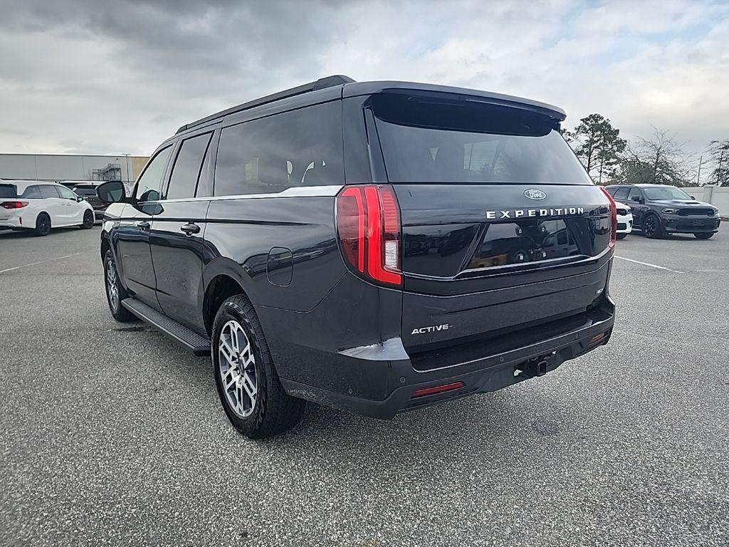 used 2025 Ford Expedition Max car, priced at $58,999