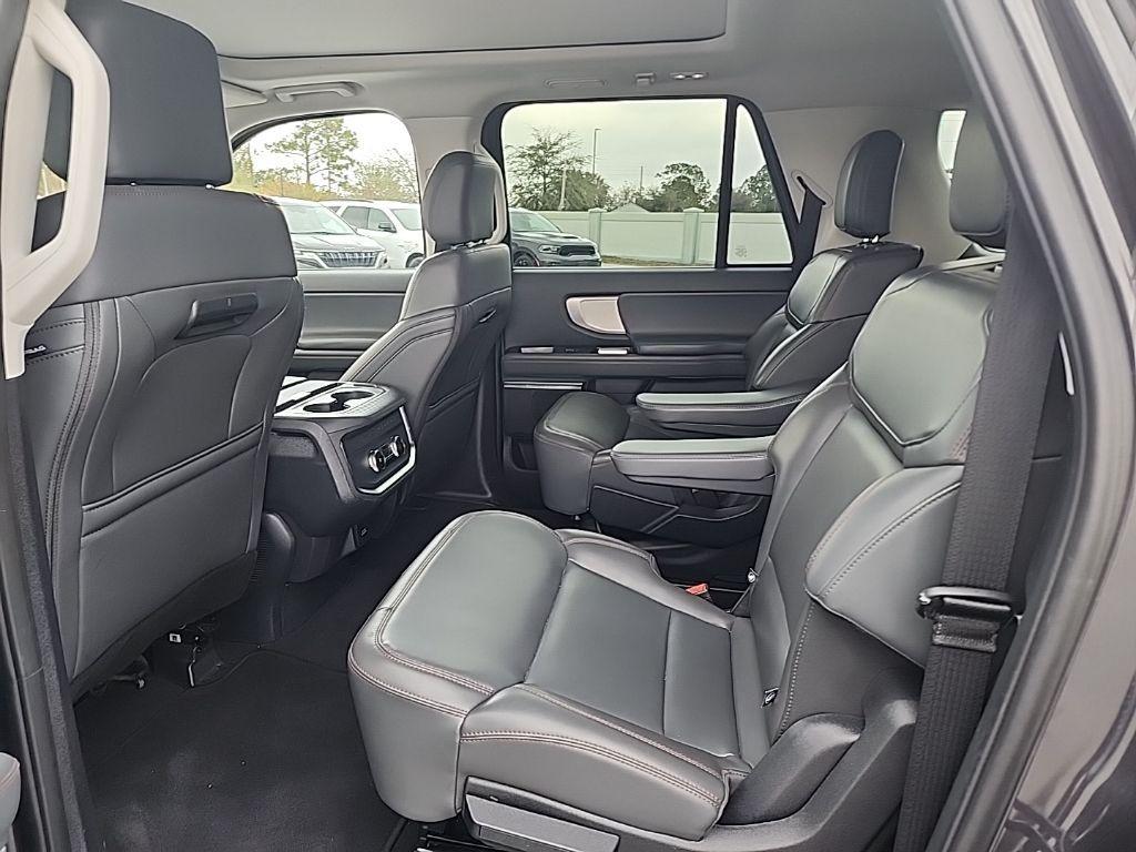 used 2025 Ford Expedition Max car, priced at $58,999