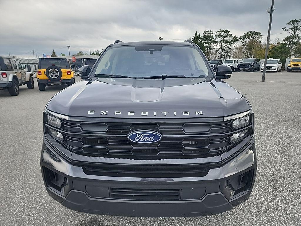 used 2025 Ford Expedition Max car, priced at $58,999