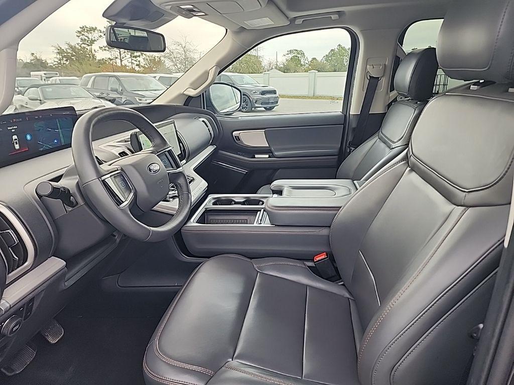 used 2025 Ford Expedition Max car, priced at $58,999