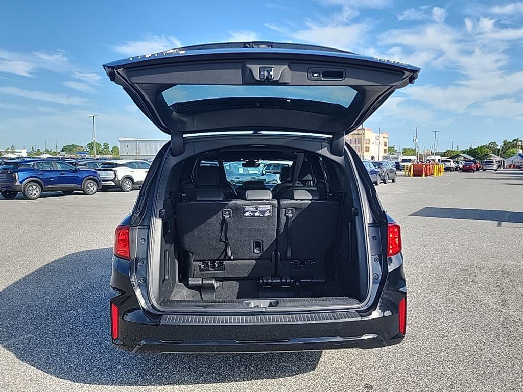 used 2025 Honda Odyssey car, priced at $37,688